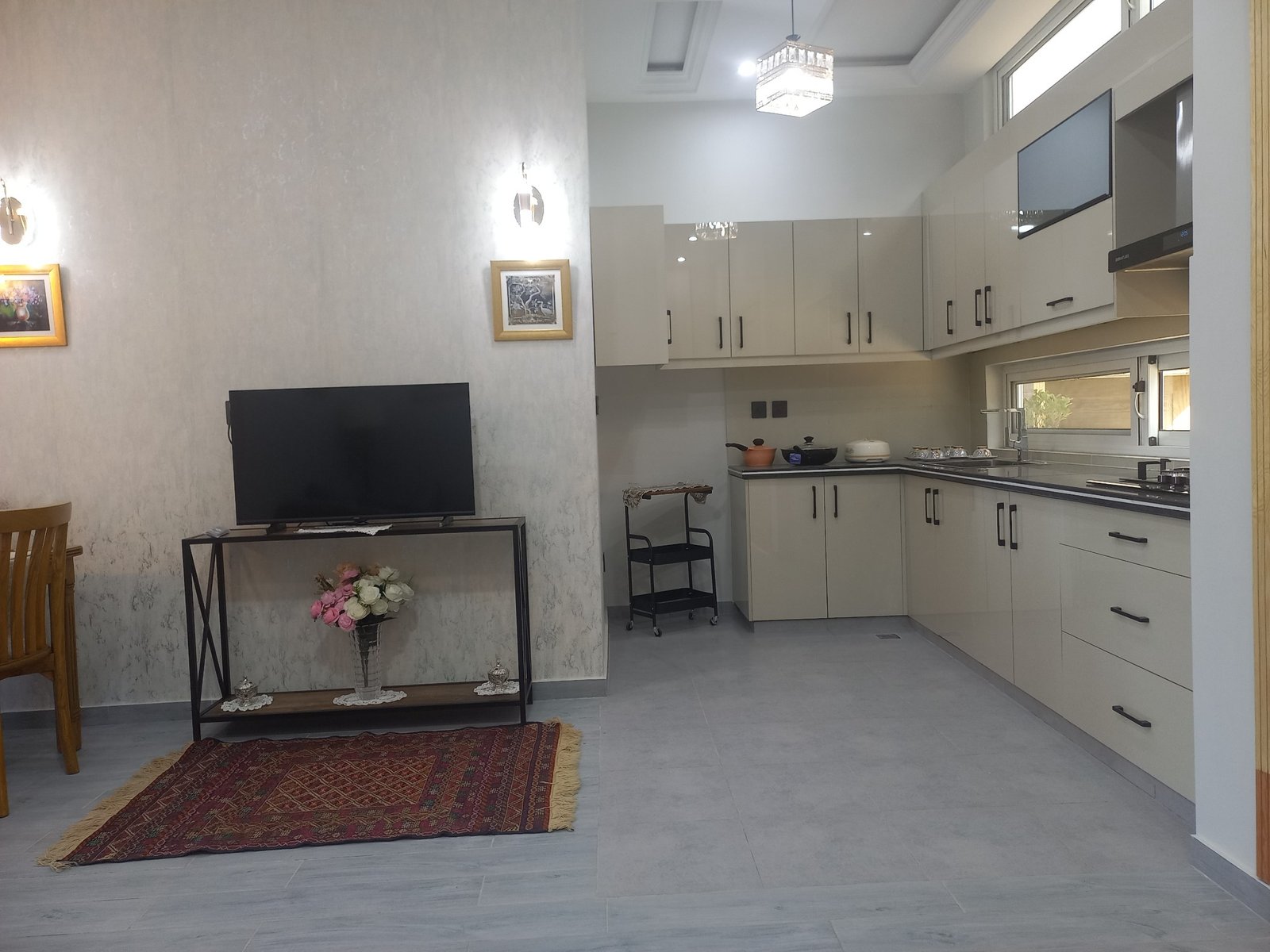 Fitted kitchen and living area